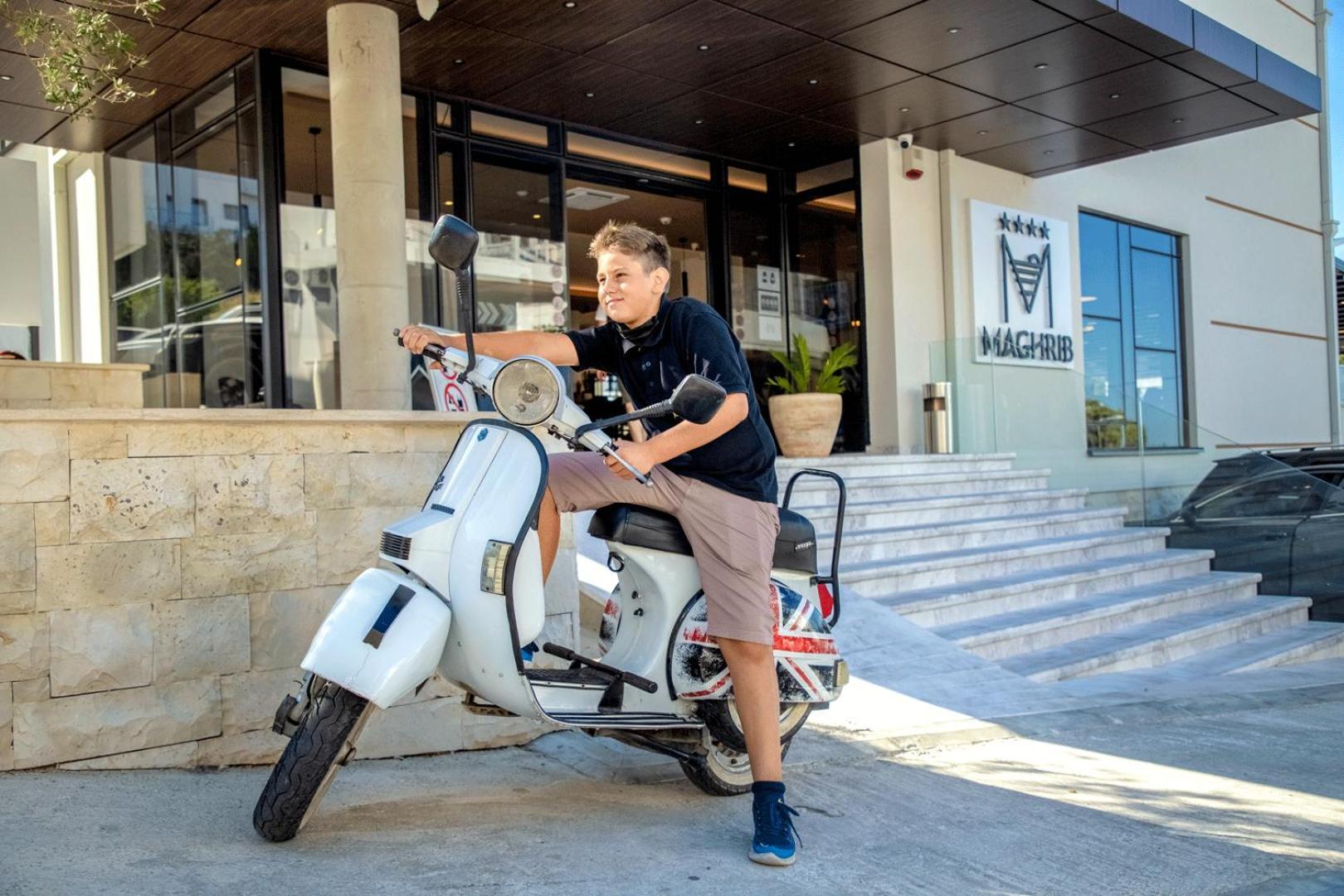 Maghrib Hotel Ulcinj Extérieur photo
